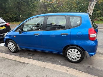 Used Honda Jazz 2006 for sale - 76265707: Photo 4