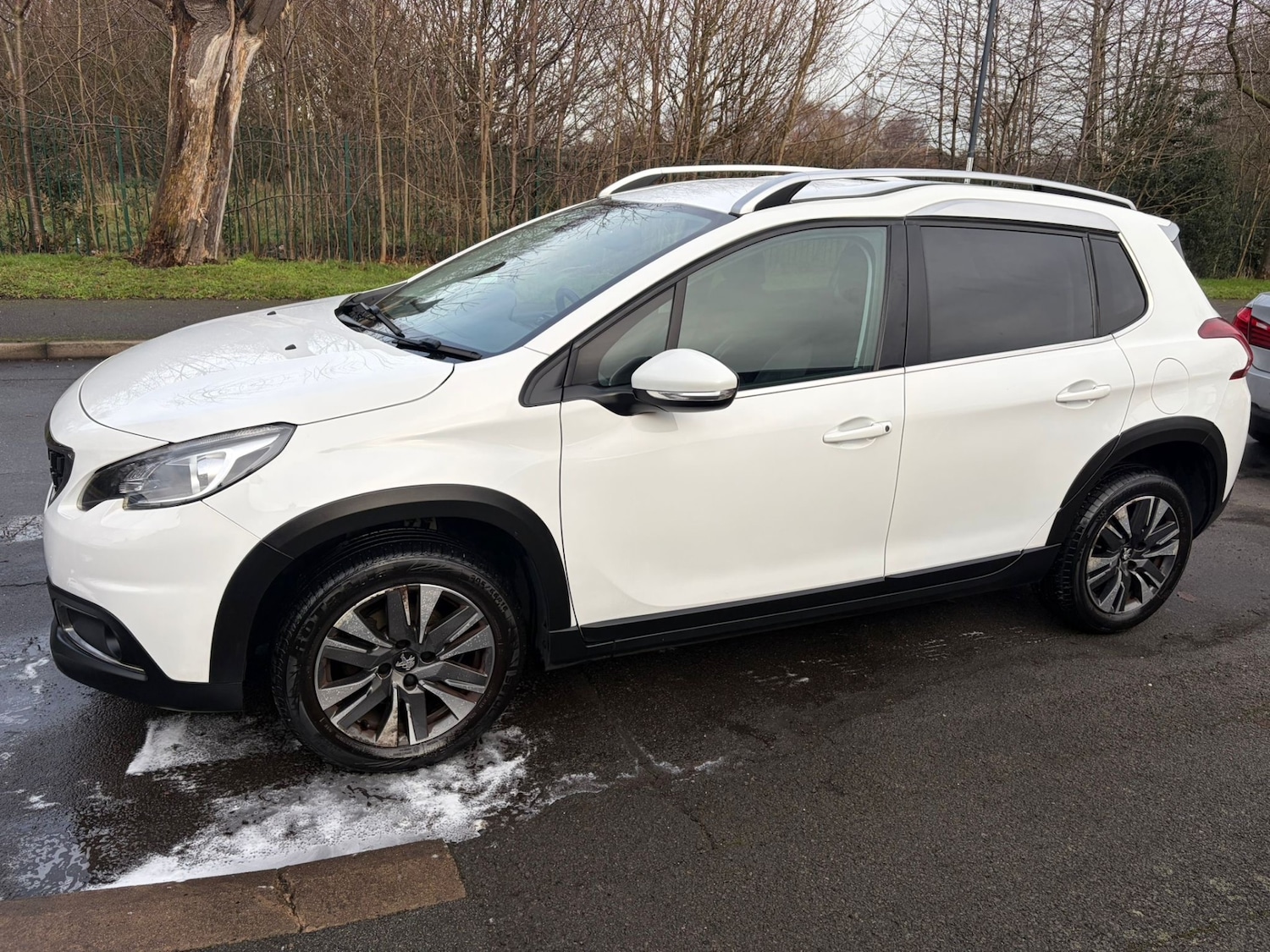 Used Peugeot 2008 2017 for sale - 77170721: Photo 2