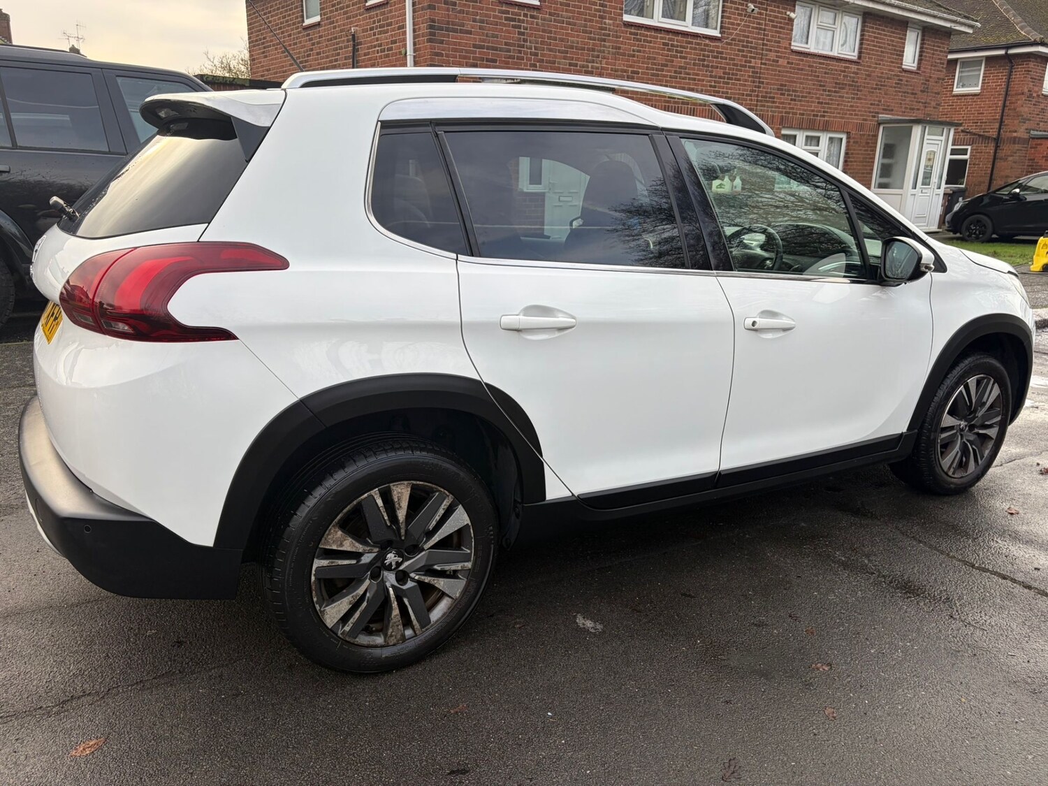 Used Peugeot 2008 2017 for sale - 77170721: Photo 5