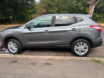 Used Nissan Qashqai 2014 for sale - 79504637: Photo