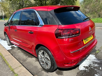 Used Citroen C4 Picasso 2014 for sale - 76405200: Photo