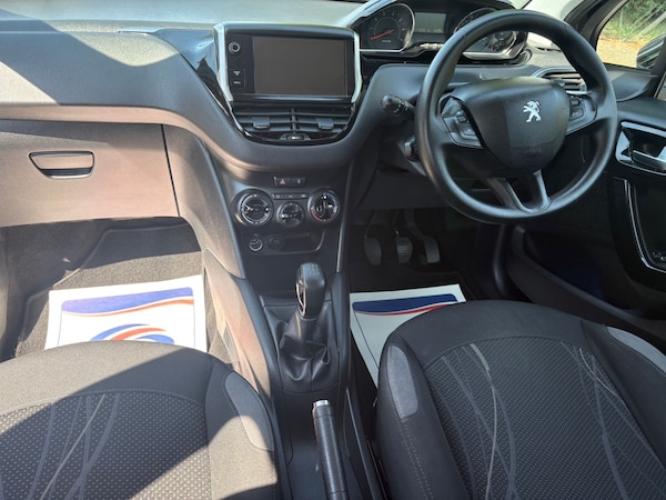 Used Peugeot 208 2014 for sale - 75680595: Photo 9