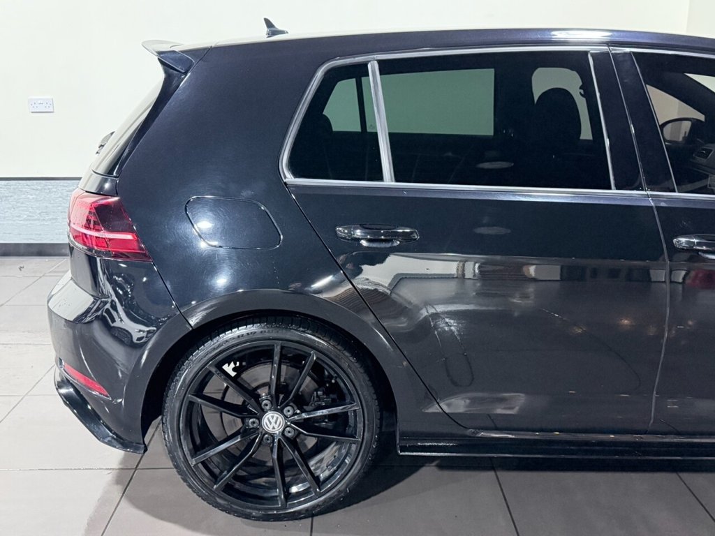 Used Volkswagen Golf 2017 for sale - 77534125: Photo 14