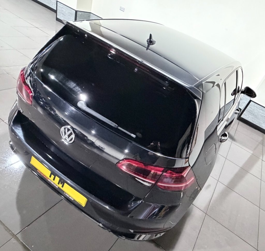 Used Volkswagen Golf 2017 for sale - 77534125: Photo 30