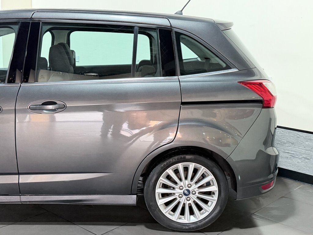 Used Ford Grand C-Max 2019 for sale - 78068348: Photo 17