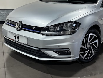 Used Volkswagen Golf 2019 for sale - 76797532: Photo