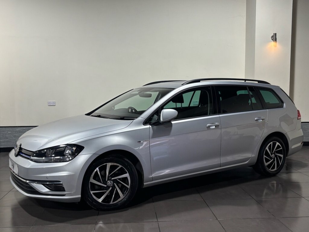 Used Volkswagen Golf 2019 for sale - 76797532: Photo 32