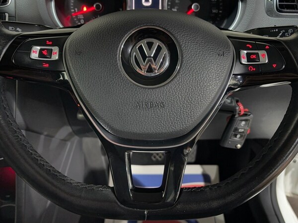 Used Volkswagen Polo 2016 for sale - 76010103: Photo 10