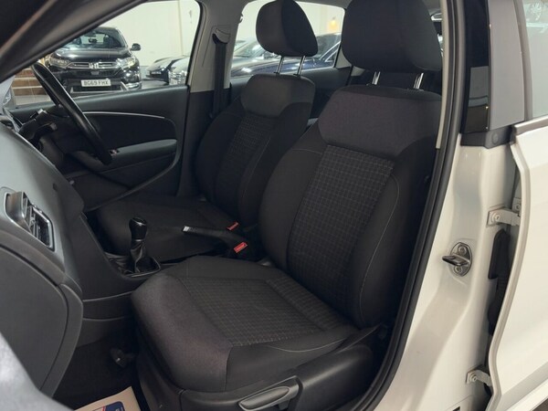 Used Volkswagen Polo 2016 for sale - 76010103: Photo 23