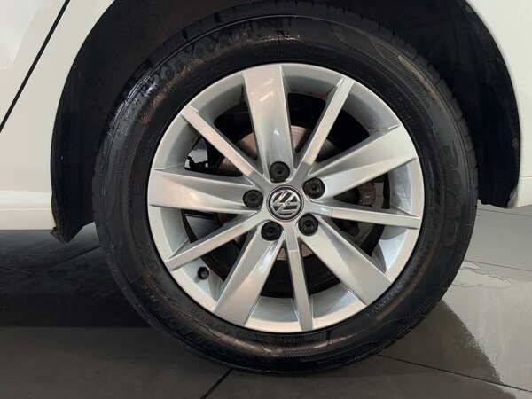 Used Volkswagen Polo 2016 for sale - 76010103: Photo 30
