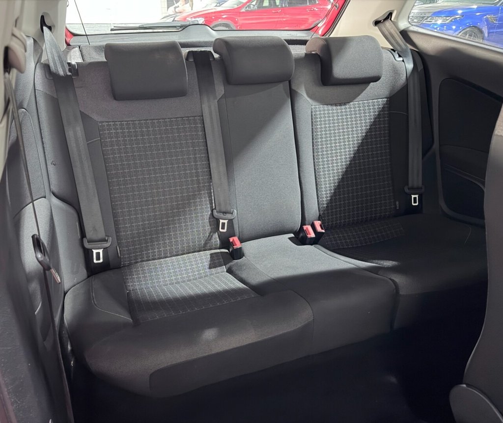 Used Volkswagen Polo 2015 for sale - 77563743: Photo 14