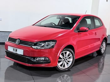Used Volkswagen Polo 2015 for sale - 77563743: Photo