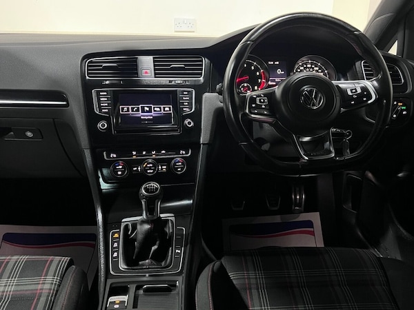 Used Volkswagen Golf 2013 for sale - 76317147: Photo 26