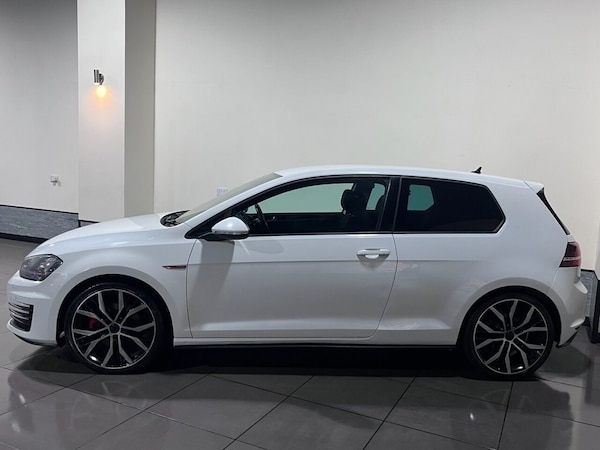 Used Volkswagen Golf 2013 for sale - 76317147: Photo 4