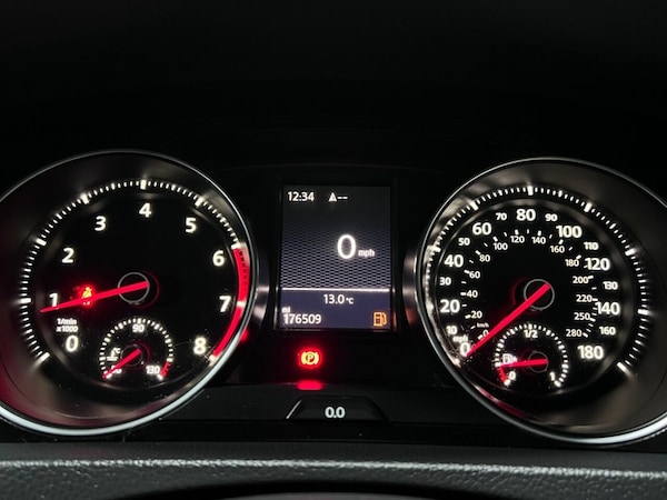 Used Volkswagen Golf 2013 for sale - 76317147: Photo 9