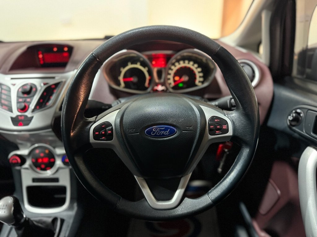 Used Ford Fiesta 2009 for sale - 77936339: Photo 15