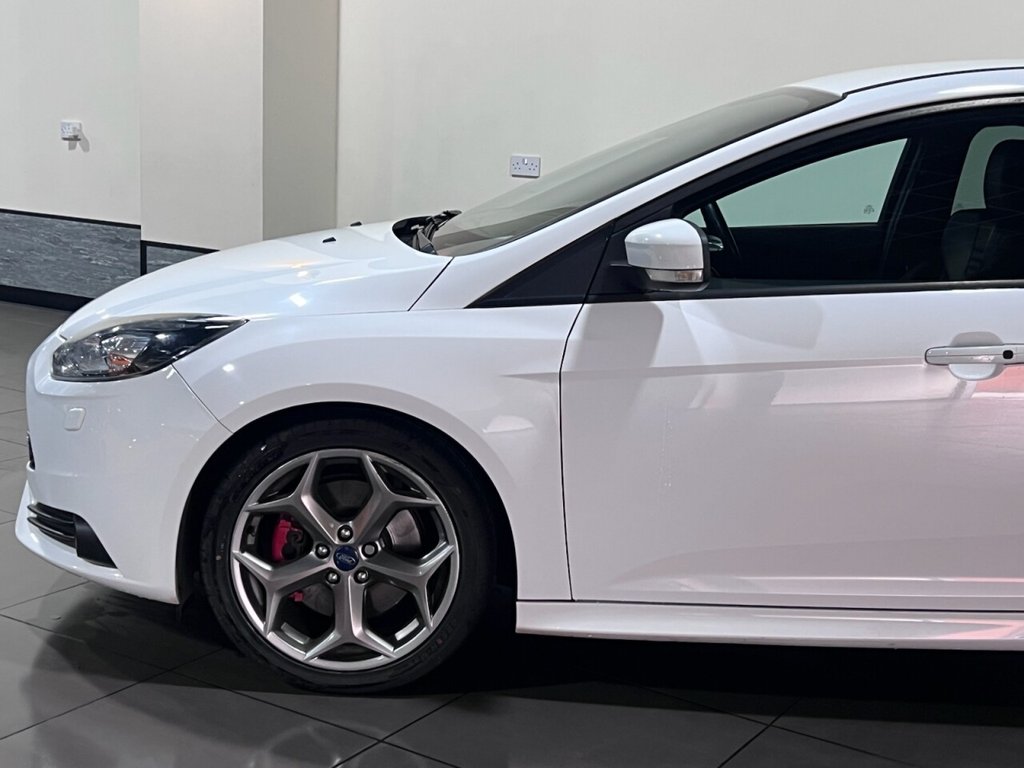 Used Ford Focus 2014 for sale - 76820298: Photo 18