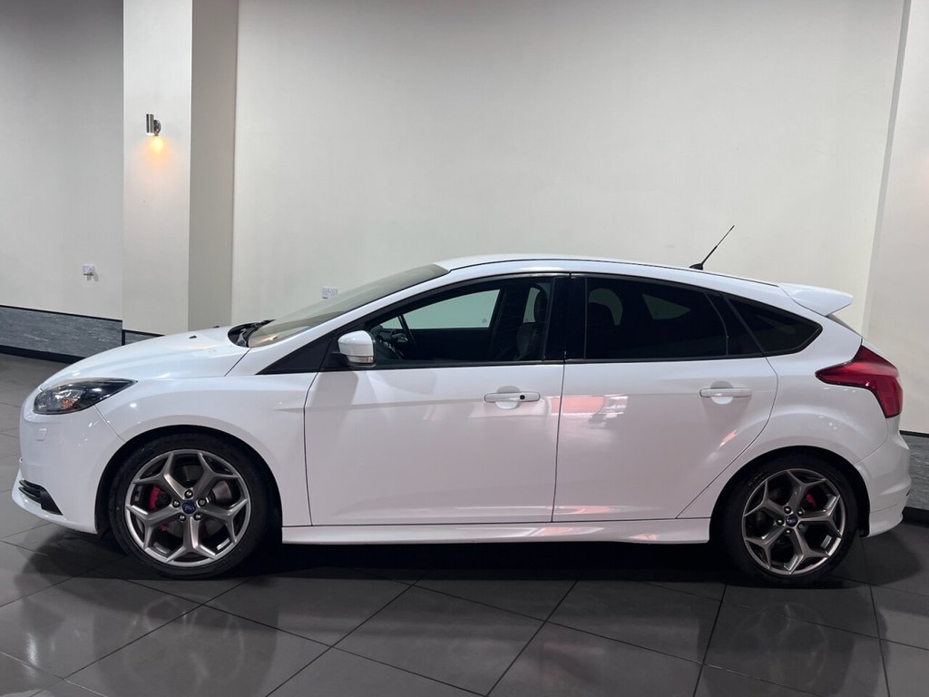 Used Ford Focus 2014 for sale - 76820298: Photo 4