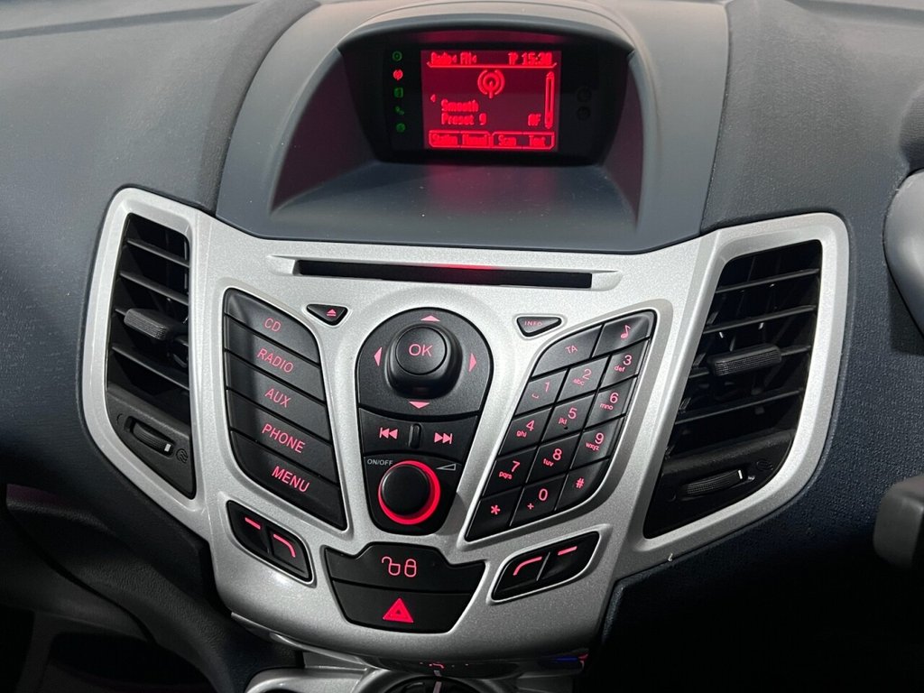 Used Ford Fiesta 2012 for sale - 76595854: Photo 10