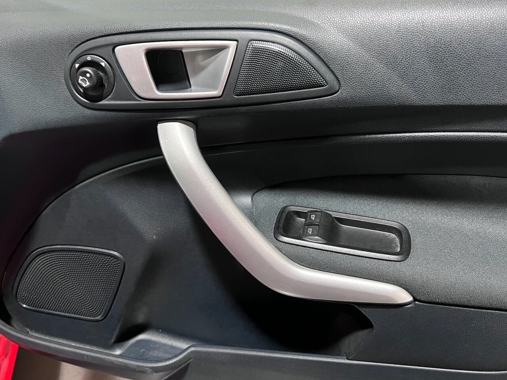 Used Ford Fiesta 2012 for sale - 76595854: Photo 21