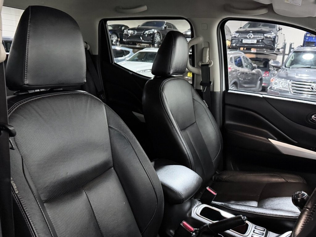 Used Nissan Navara 2017 for sale - 77708947: Photo 17