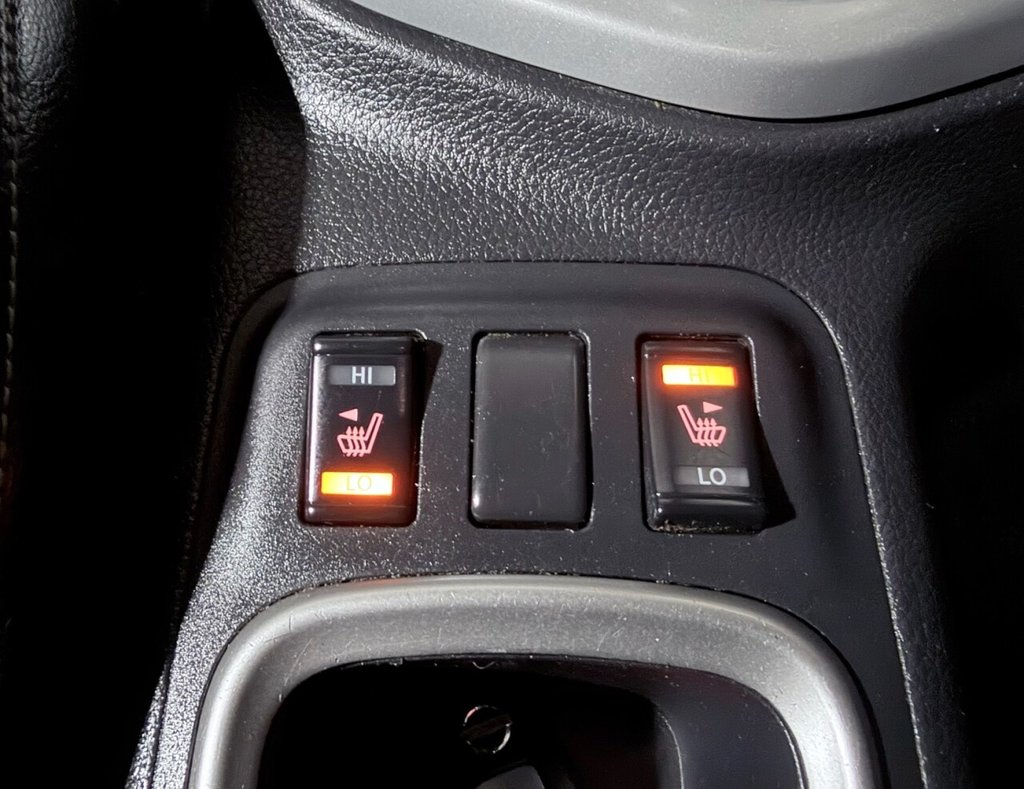 Used Nissan Navara 2017 for sale - 77708947: Photo 18