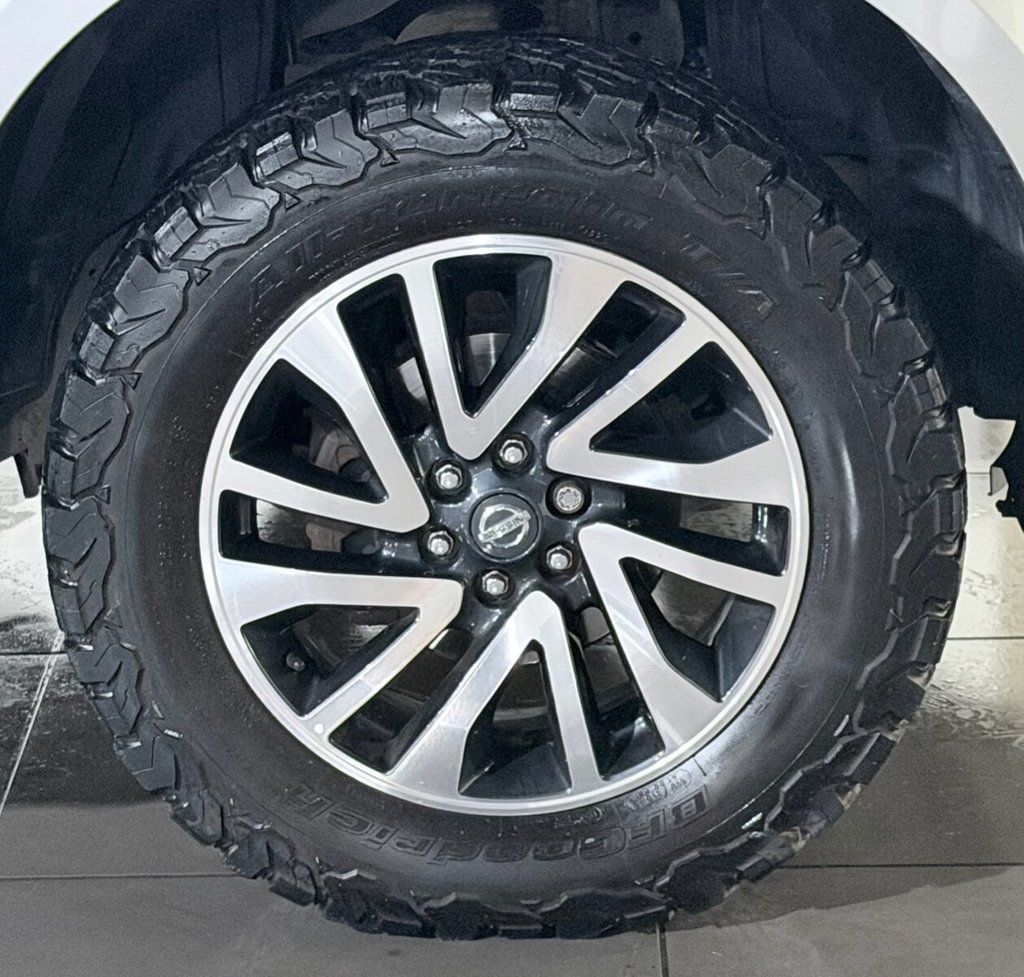 Used Nissan Navara 2017 for sale - 77708947: Photo 40