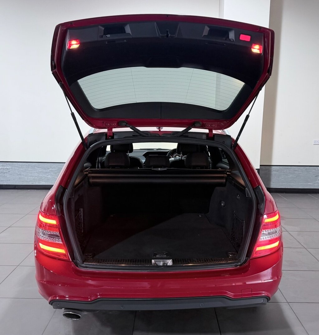 Used Mercedes-Benz C Class 2011 for sale - 76710776: Photo 34