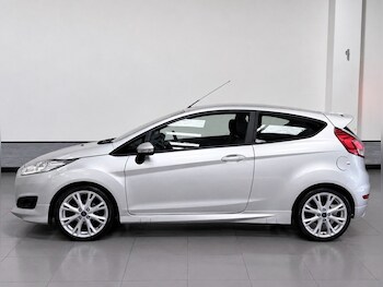 Used Ford Fiesta 2015 for sale - 78931336: Photo