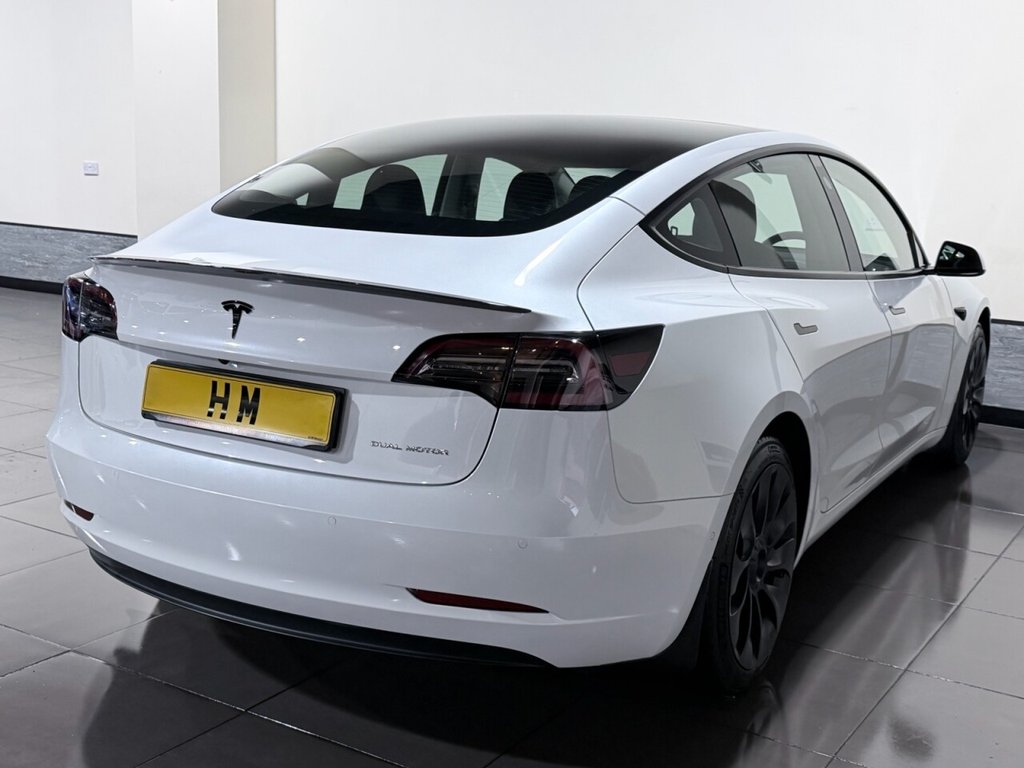 Used Tesla Model 3 2021 for sale - 77176529: Photo 2