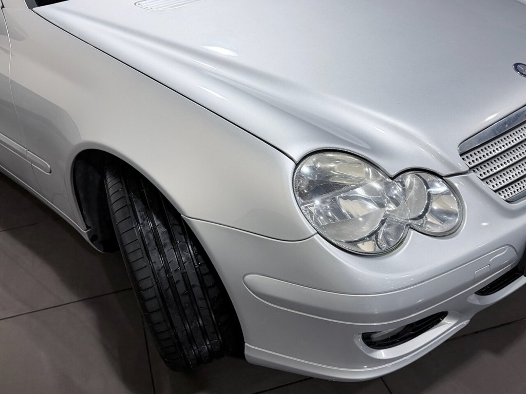 Used Mercedes-Benz C Class 2006 for sale - 76986027: Photo 19