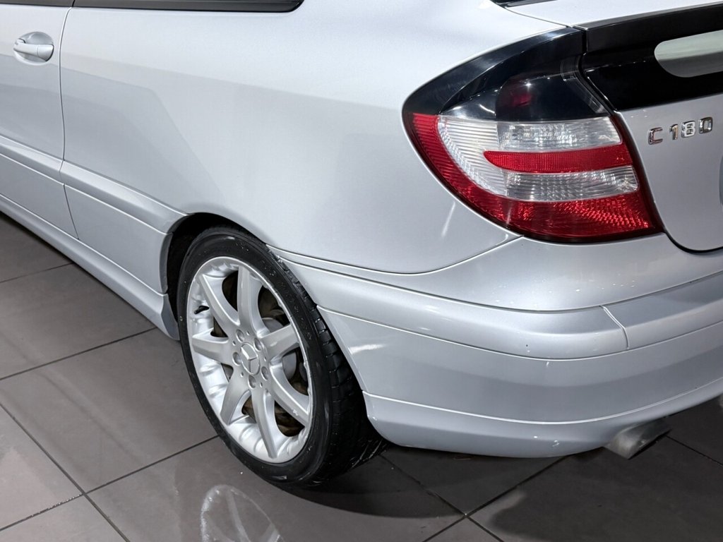Used Mercedes-Benz C Class 2006 for sale - 76986027: Photo 32