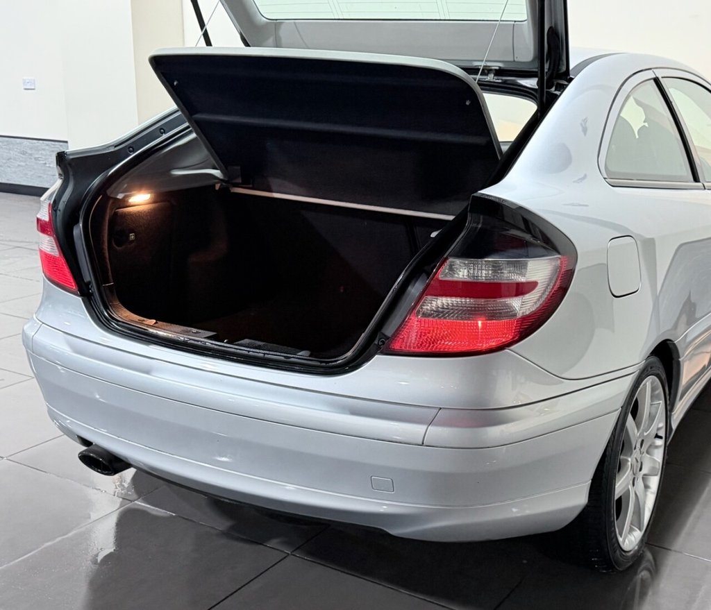 Used Mercedes-Benz C Class 2006 for sale - 76986027: Photo 33