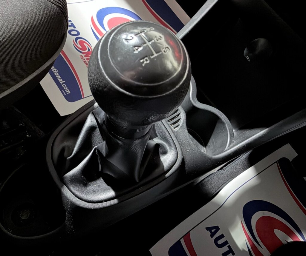 Used Peugeot 107 2014 for sale - 77065079: Photo 11