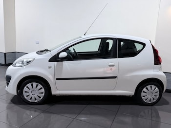 Used Peugeot 107 2014 for sale - 77065079: Photo