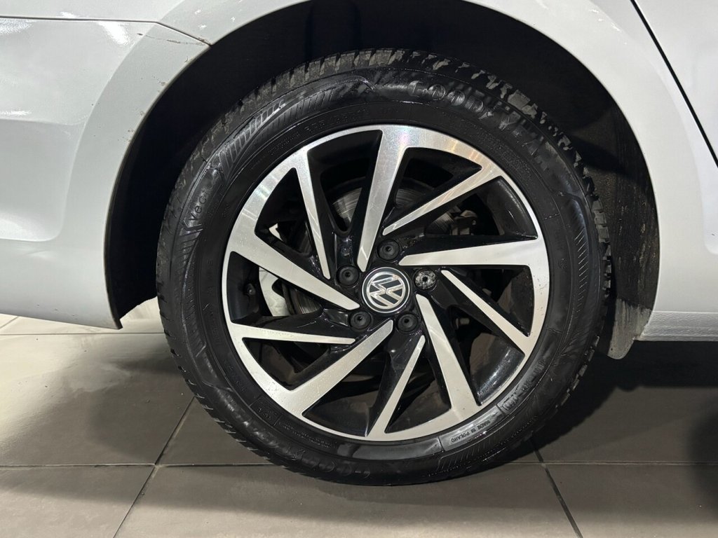 Used Volkswagen Golf 2019 for sale - 77990573: Photo 38