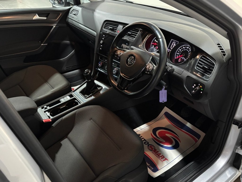 Used Volkswagen Golf 2019 for sale - 77990573: Photo 8