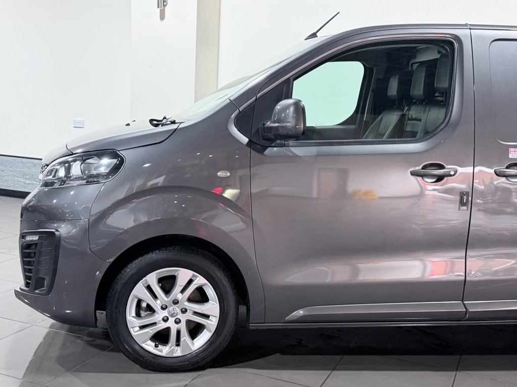 Used Vauxhall Vivaro 2021 for sale - 77507988: Photo 16