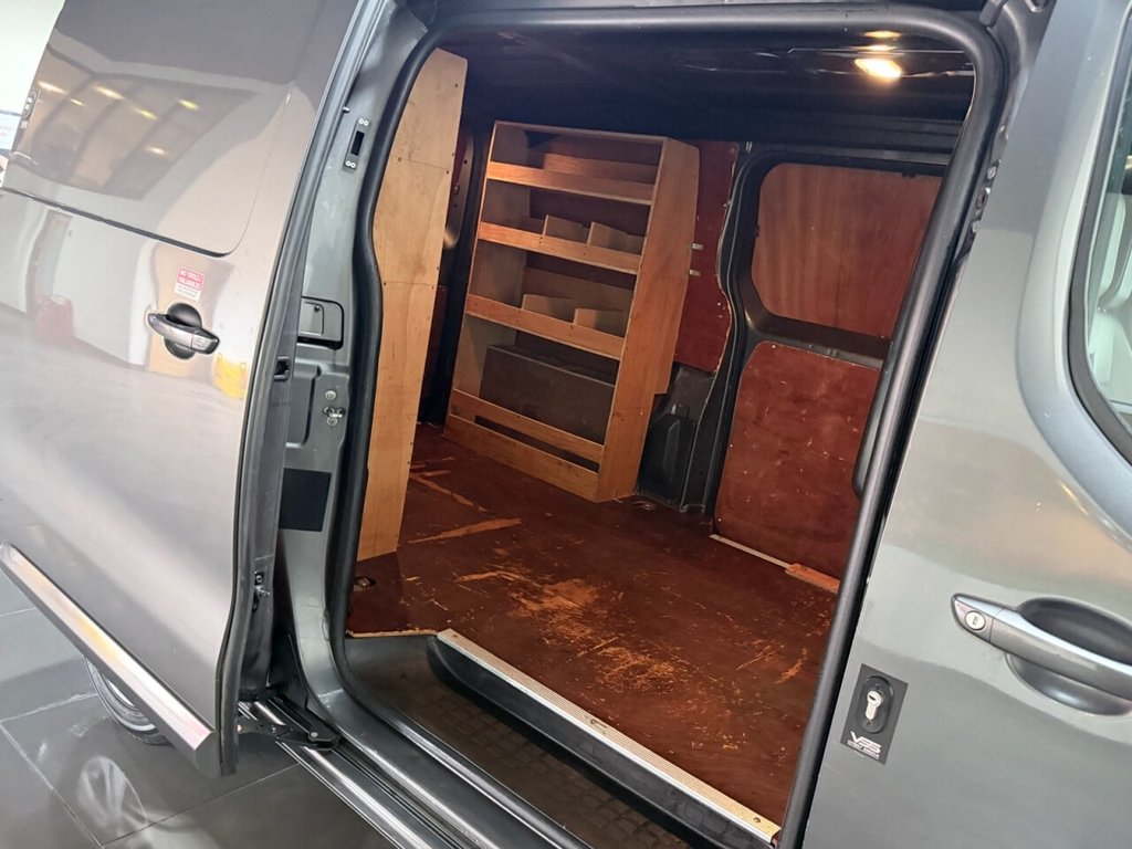 Used Vauxhall Vivaro 2021 for sale - 77507988: Photo 30