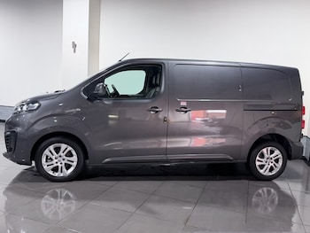 Used Vauxhall Vivaro 2021 for sale - 77507988: Photo