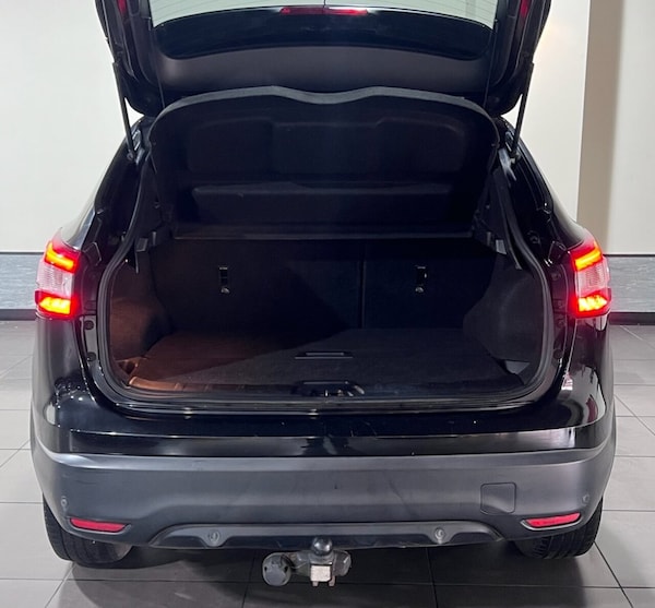Used Nissan Qashqai 2014 for sale - 76223864: Photo 35