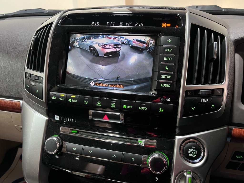 Used Toyota Land Cruiser 2015 for sale - 76417080: Photo 10