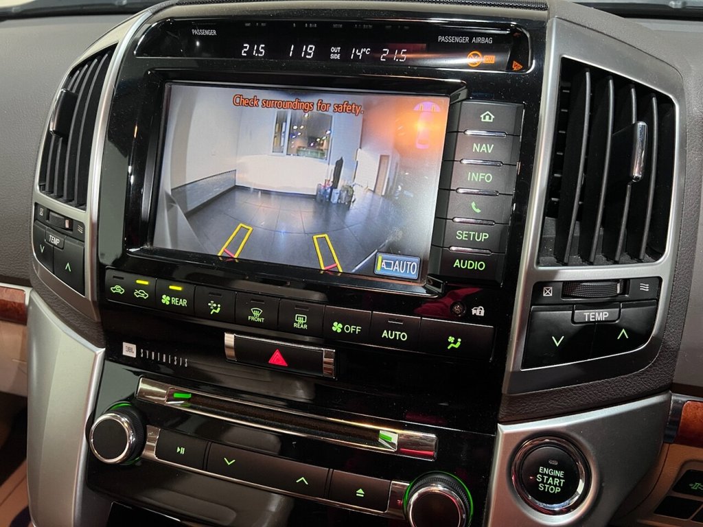 Used Toyota Land Cruiser 2015 for sale - 76417080: Photo 26