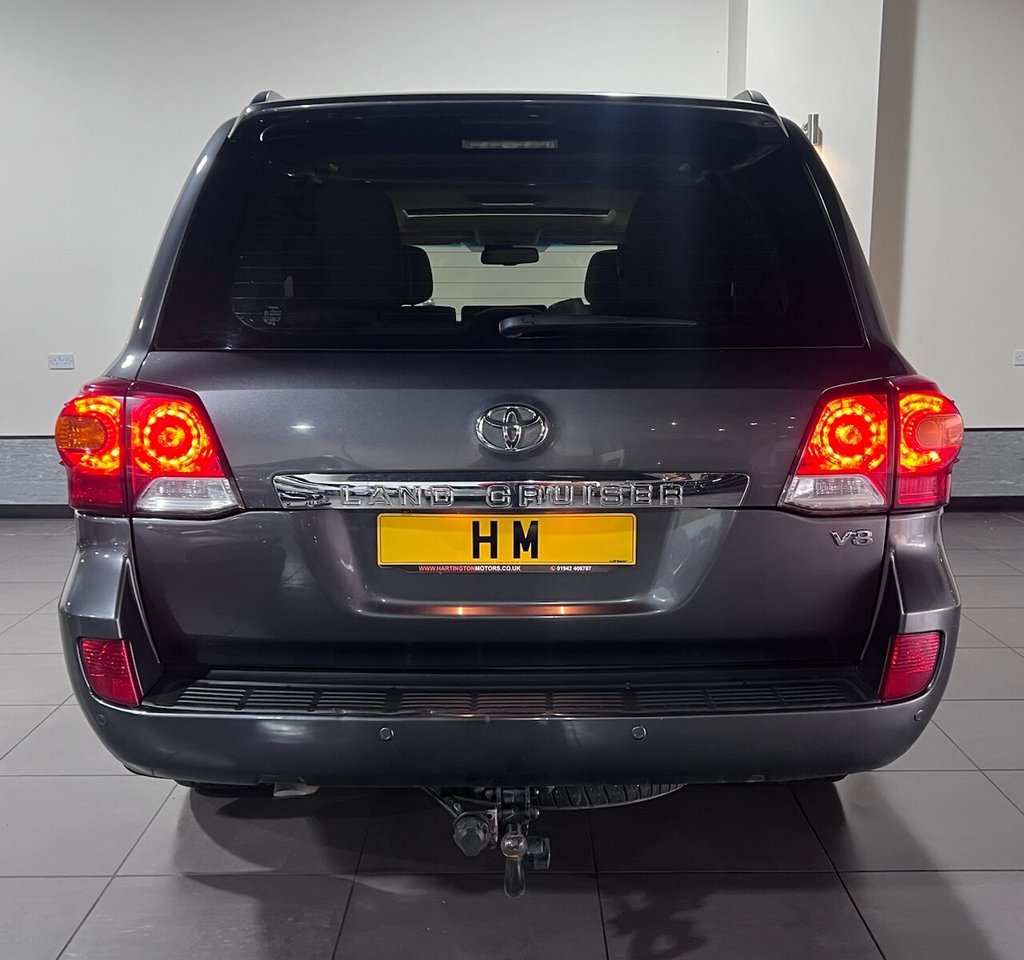 Used Toyota Land Cruiser 2015 for sale - 76417080: Photo 37