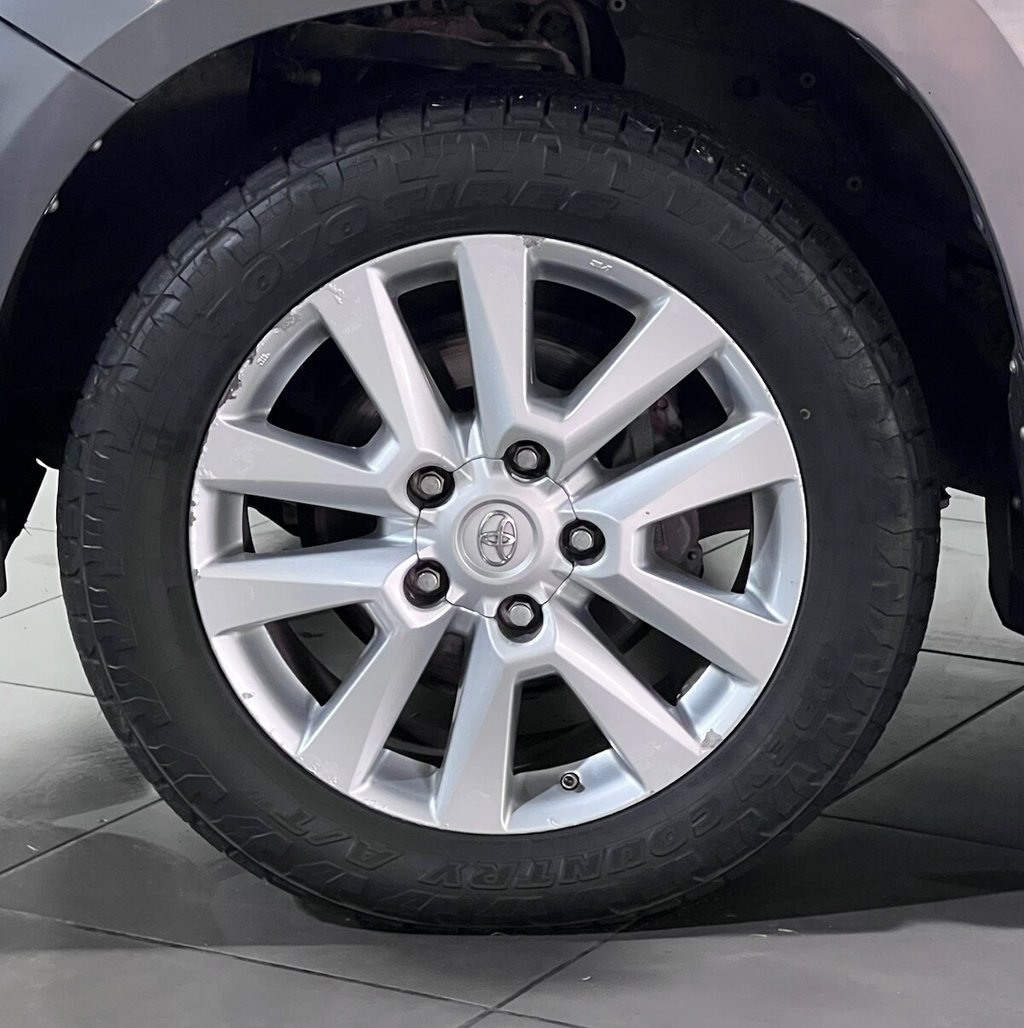 Used Toyota Land Cruiser 2015 for sale - 76417080: Photo 40