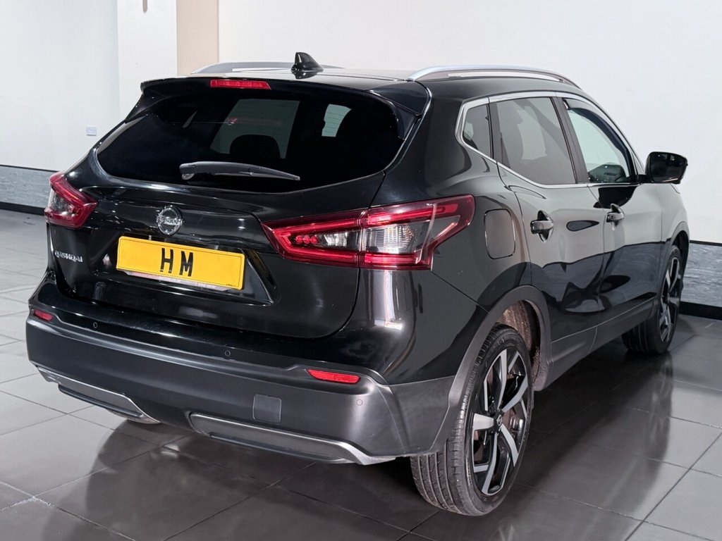Used Nissan Qashqai 2018 for sale - 78068345: Photo 2