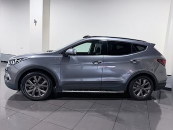 Used Hyundai Santa Fe 2016 for sale - 77188621: Photo