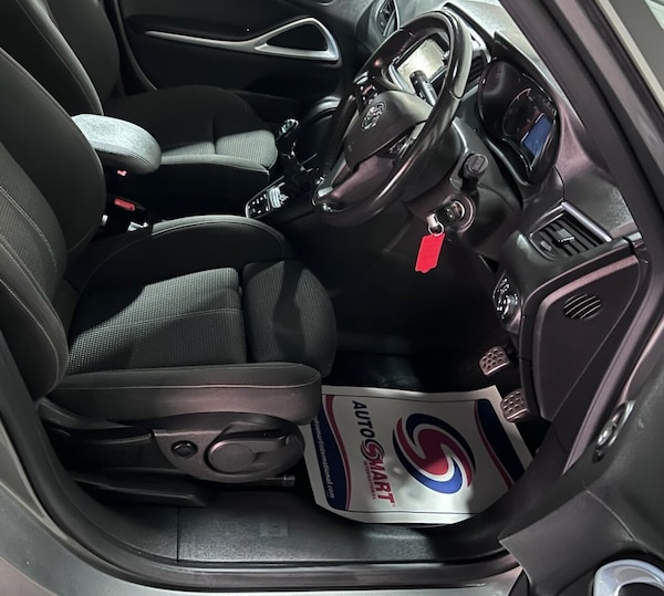 Used Vauxhall Zafira Tourer 2017 for sale - 75680881: Photo 25