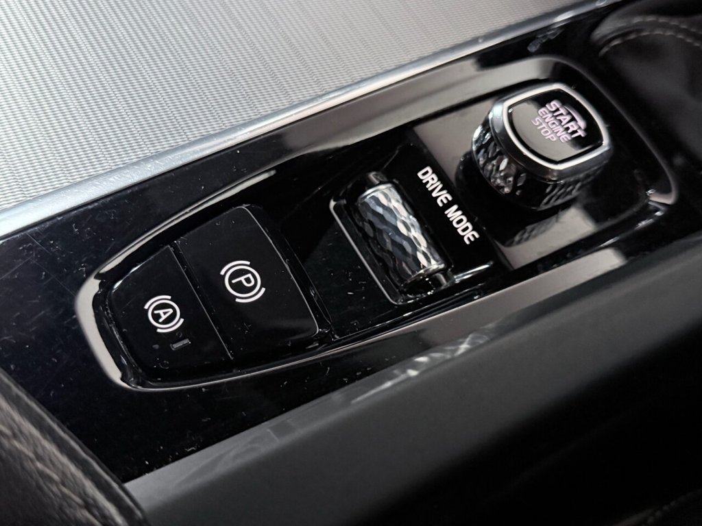 Used Volvo XC60 2018 for sale - 77636684: Photo 13