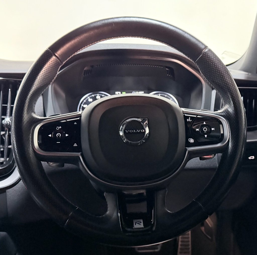 Used Volvo XC60 2018 for sale - 77636684: Photo 8